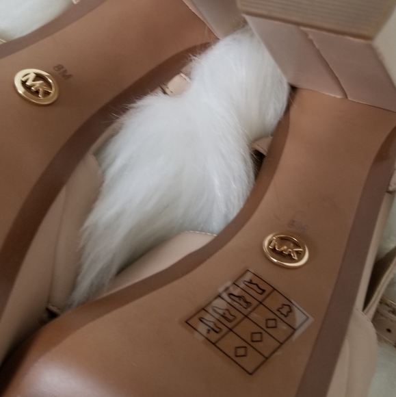 Michaels Kors Fara heels feather sandals - Picture 7 of 8